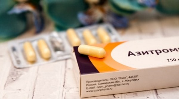 Azitromicina para niños. Posología en tabletas, cápsulas, suspensión.