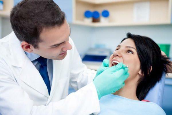 Pentru a stabili un diagnostic corect, trebuie să contactați medicul dentist