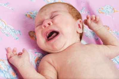Umbilická kýla u dětí: symptomy, léčba, jak se identifikovat