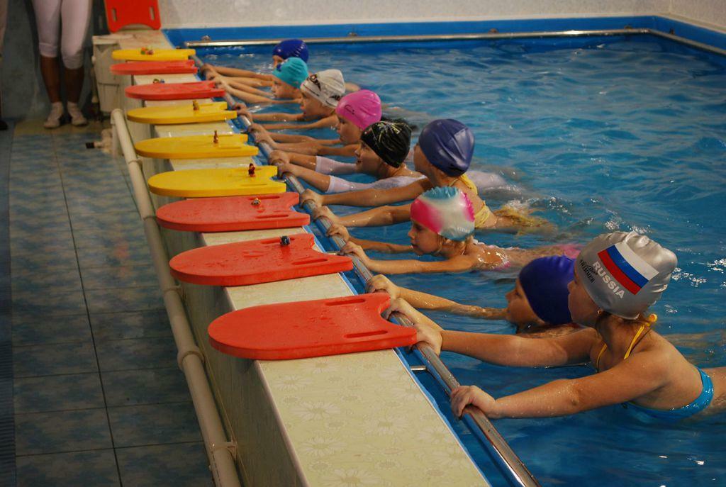 Activities for children in the pool